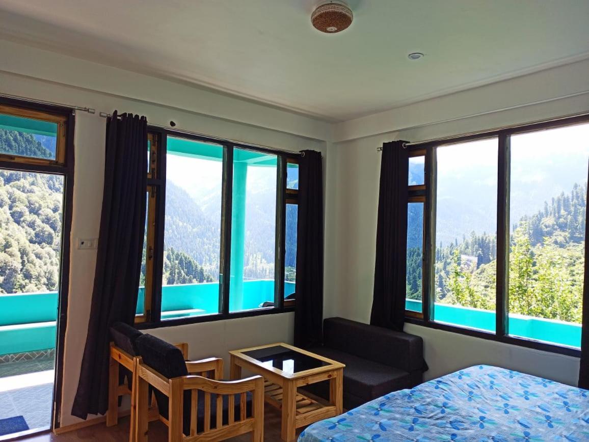 Aman Resort, Tosh Village, Himachal Pradesh Exteriör bild